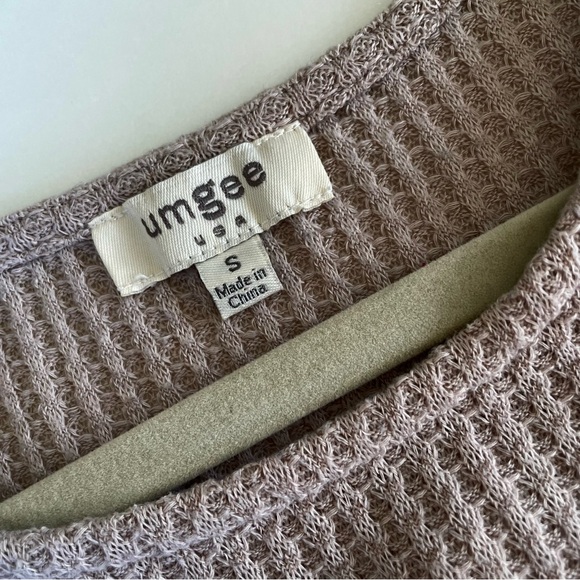 Umgee Feminine Eclectic Designed Top with Multiple Fabrics and Prints, S… - Picture 7 of 8